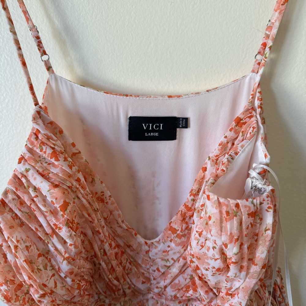 Vici Peach Floral Midi Dress - Picture 4 of 5